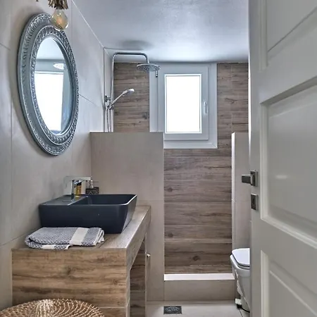 Thalassa With 2 Bedrooms In Naousa
