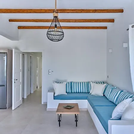 Thalassa With 2 Bedrooms In Naousa Páros