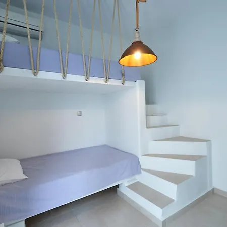 Thalassa With 2 Bedrooms In Naousa *
