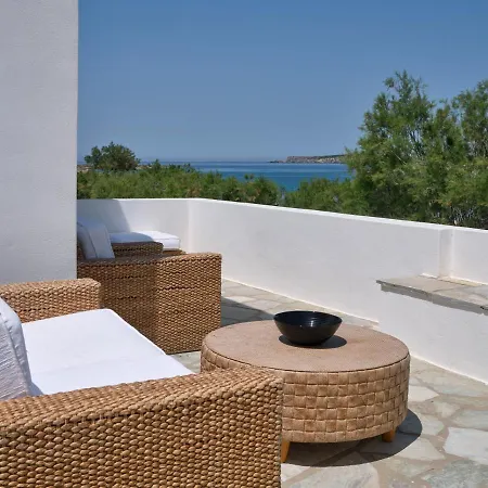 Thalassa With 2 Bedrooms In Naousa Apartmán
